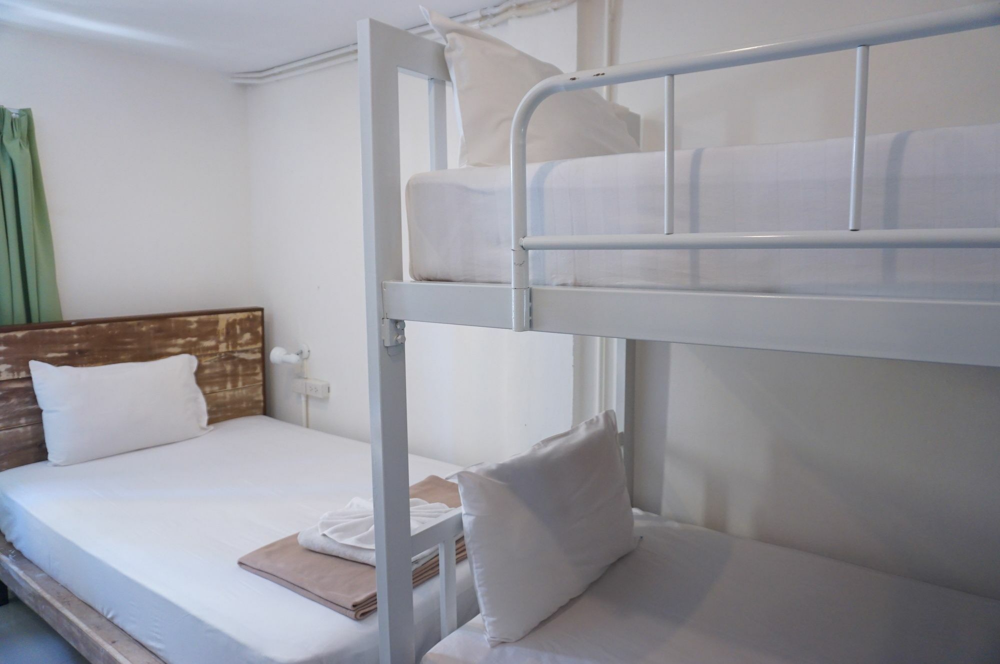 Frog House Bed & Breakfast - Adults Only Patong Esterno foto